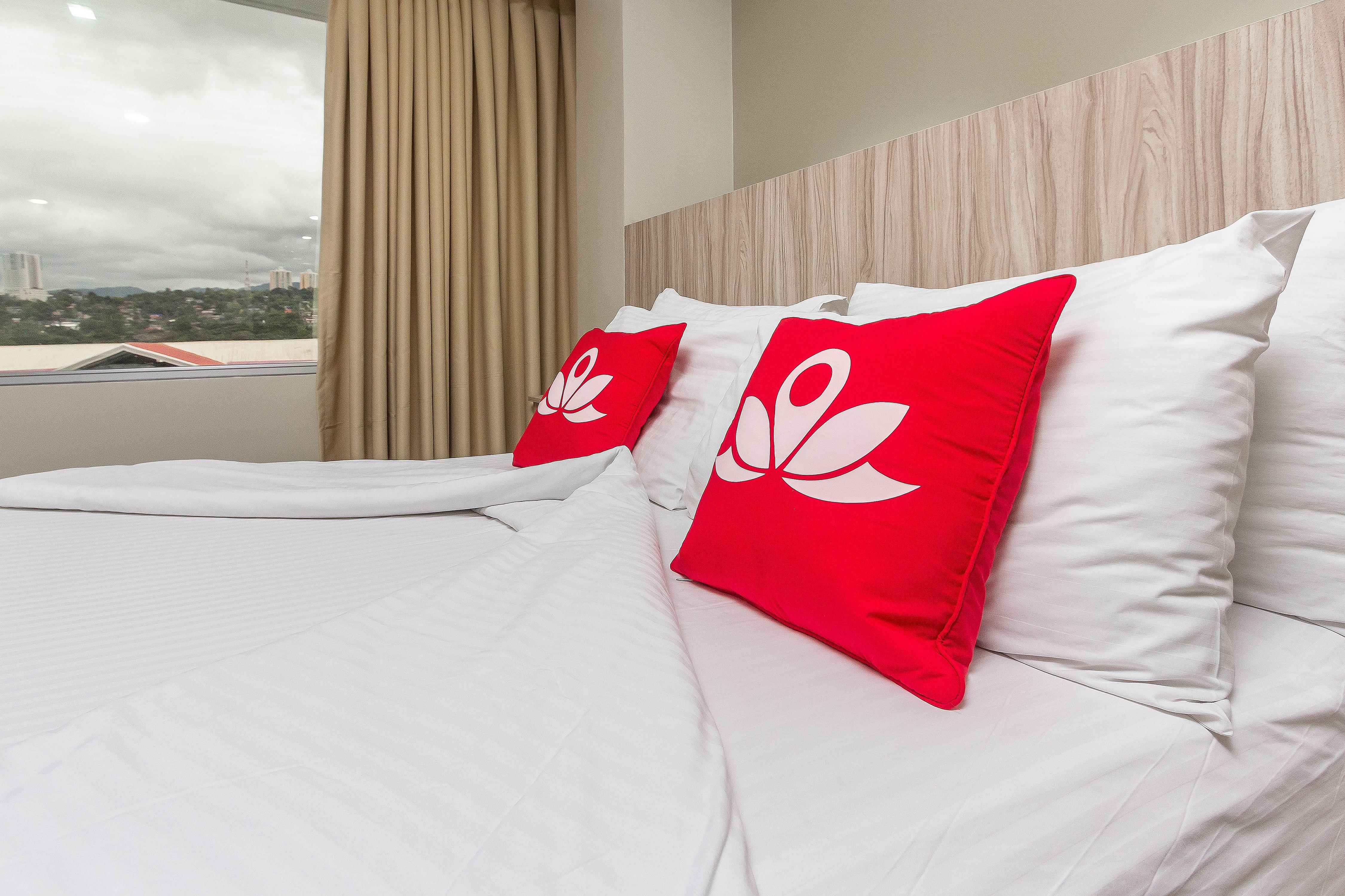 Zen Premium Banilad Hotel Cebu Kültér fotó