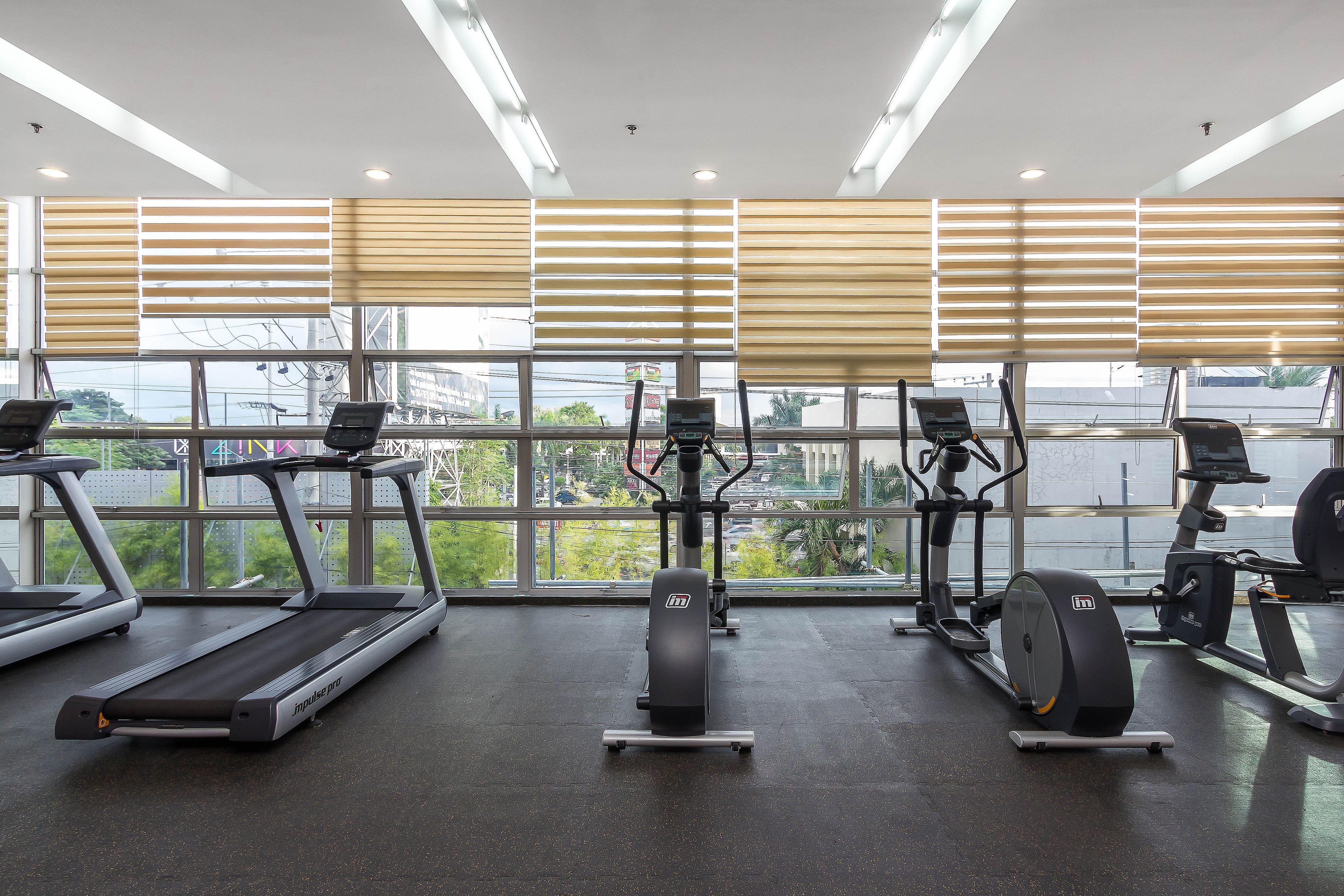 Zen Premium Banilad Hotel Cebu Kültér fotó